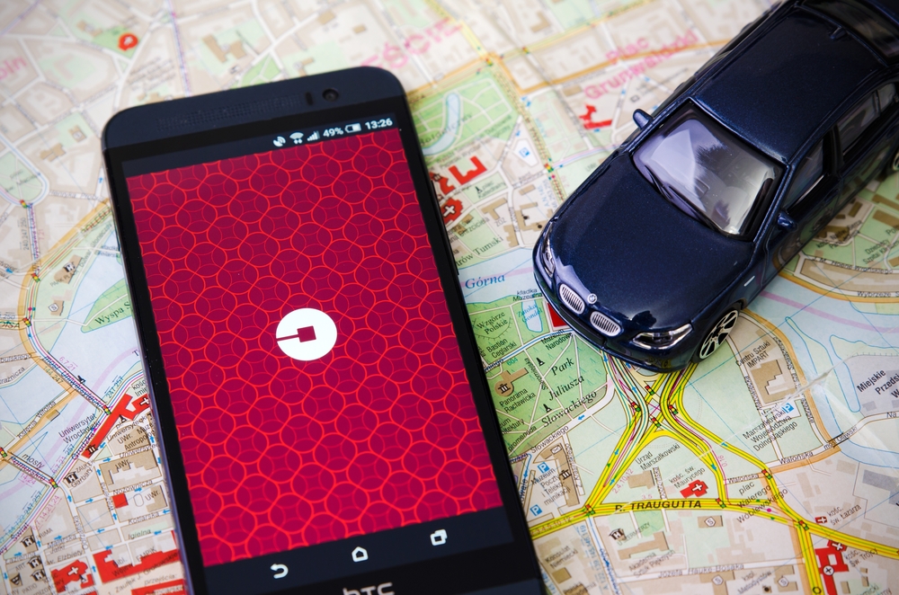 Uber Colombia recolectó imágenes en más de 40 mil kilómetros de las calles de 19 ciudades colombianas para perfeccionar sus mapas. (Foto Prensa Libre: Shutterstock)