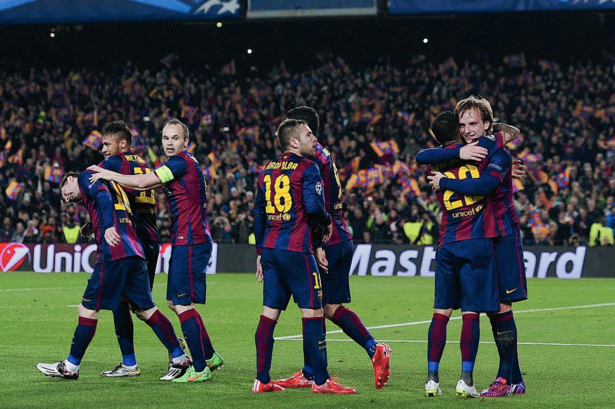 Barcelona celebra la única anotación del partido. (Foto Prensa Libre: AFP)