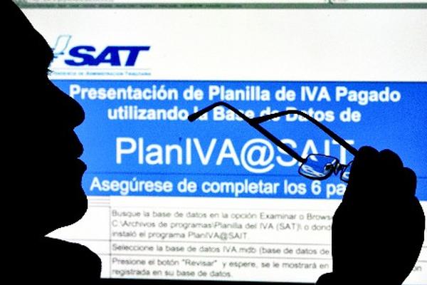 La SAT adjudicó este viernes un contrato por Q25 millones en sistemas informáticos. (foto Prensa Libre: Archivo)