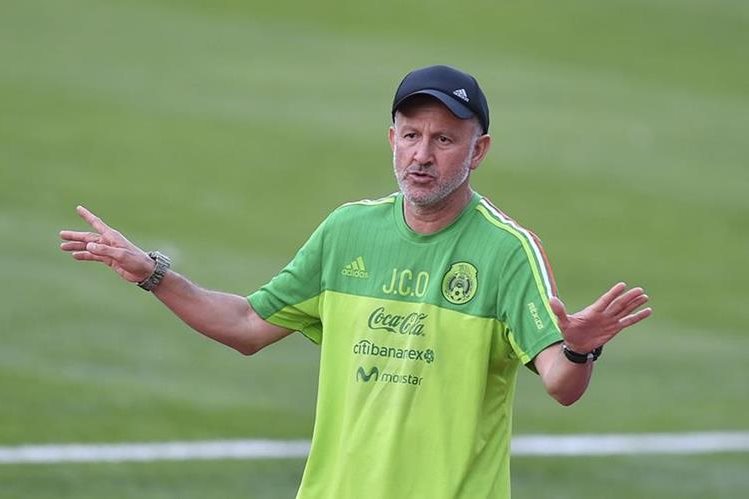 Juan Carlos Osorio está a punto de clasificar a México a la Copa del Mundo de Rusia 2018. (Foto Prensa Libre: Hemeroteca PL)