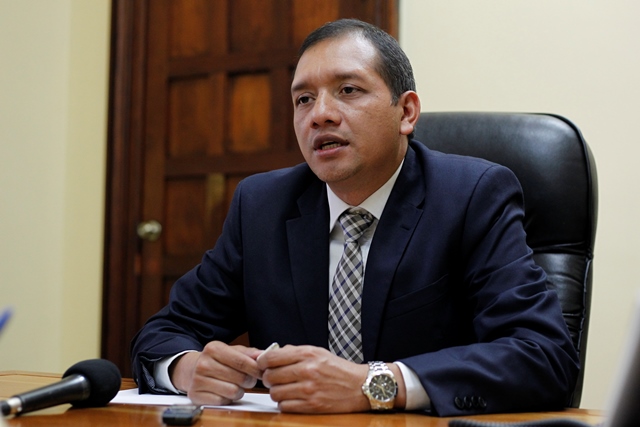 El presidente Jimmy Morales aceptó la renuncia del ministro de Gobernación. (Foto Prensa Libre: Hemeroteca PL)