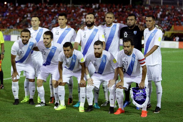 Guatemala igualó en Trinidad y Tobago y se despide de Rusia 2018. Muchos de los seleccionados jugaron su última clasificatoria. (Foto Prensa Libre: Hemeroteca PL)