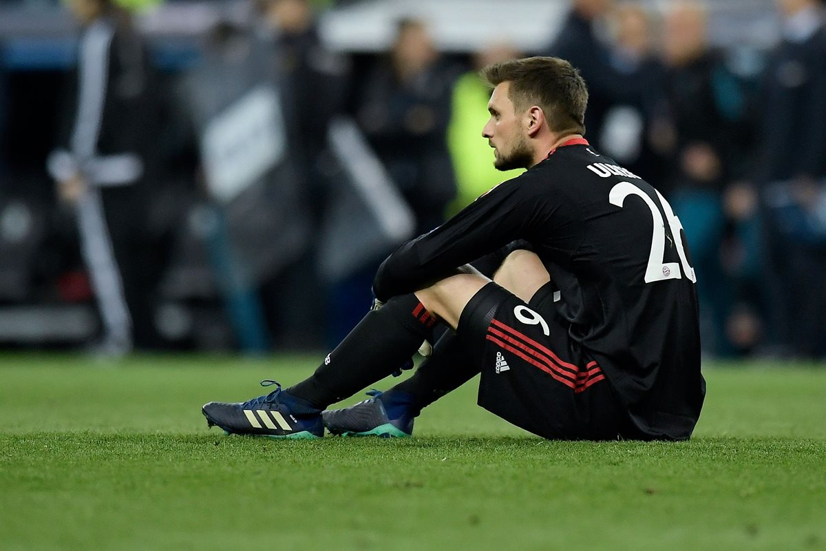 El portero del Bayern Munich Ulreich luce desconsolado al final del partido en el estadio Santiago Bernabéu. (Foto Prensa Libre: AFP)