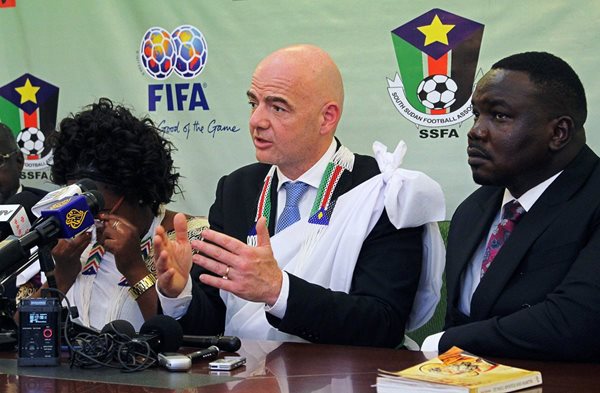 La primera parada por Sudamérica de Infantino será en Paraguay. (Foto Prensa Libre: AFP)