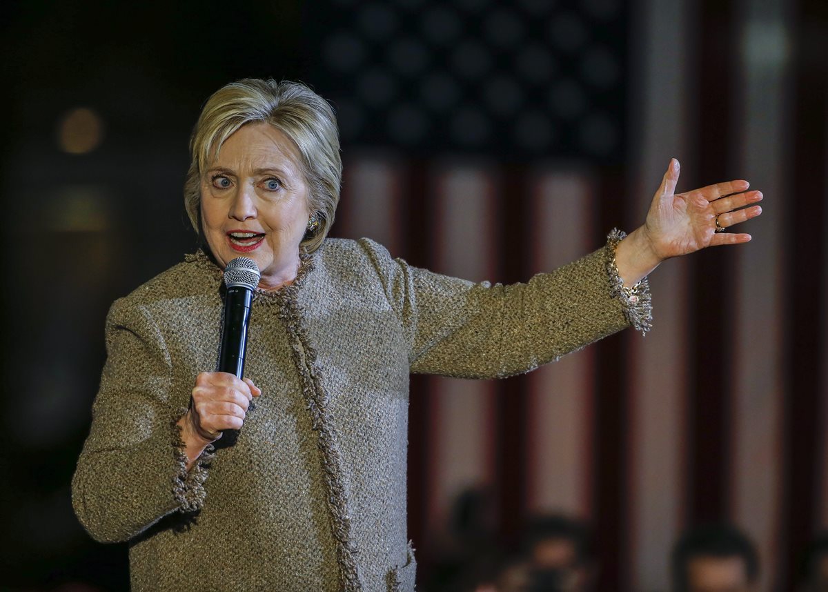 Hillary Clinton es favorita en las primarias que se llevan a cabo en Carolina del Sur, Estados Unidos. (Foto Prensa Libre: EFE)
