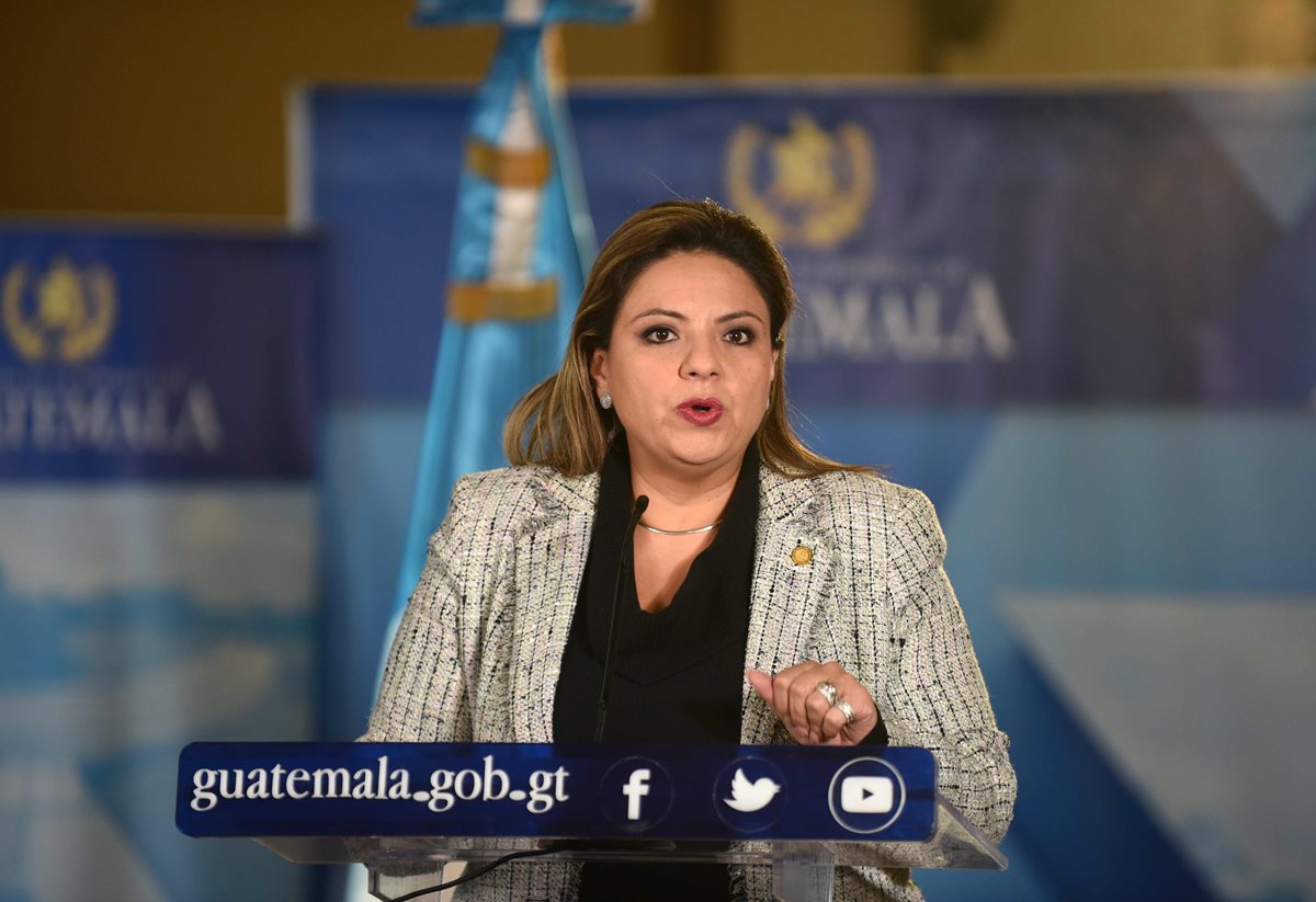 Cámara Penal beneficia a la canciller Sandra Jovel en caso de adopción irregular