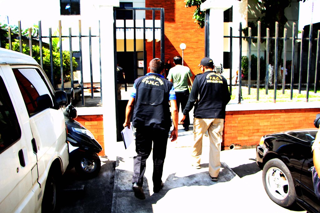 Sede del MP en la ciudad de Retalhuleu, donde fueron denunciados los tres agentes de la PNC y dos particulares sindicados de robo. (Foto Prensa Libre: Rolando Miranda).