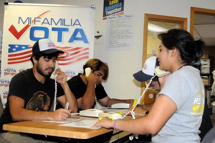 El voto de los latinos será crucial en la elección presidencial estadounidense. (Foto Prensa Libre: EFE)