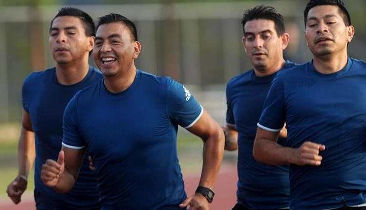 El error en el partido Panamá - Costa Rica le costó caro al árbitro guatemalteco. (Foto Prensa Libre: Hemeroteca PL).
