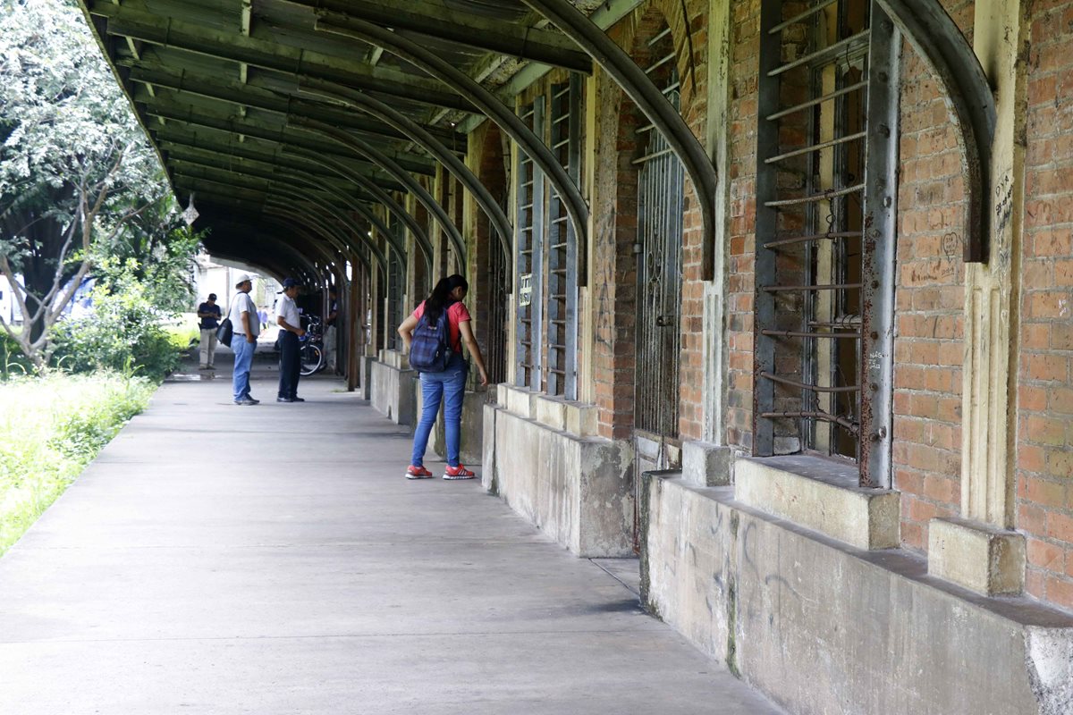 En la antigua estación del tren, en Retalhuleu, funcionará un museo ventas de artesanías. (Foto Prensa Libre: Rolando Miranda)