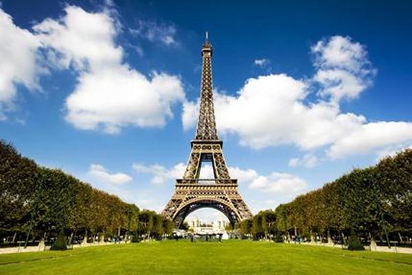 Artistas e intelectuales guatemaltecos han encontrado refugio en la Ciudad Luz. (Foto Prensa Libre: Archivo)