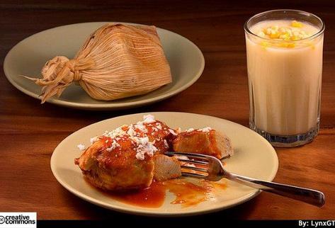 el chuchito es un bocadillo que forma parte del gusto grastronómico de los guatemaltecos.  Foto Hemeroteca PL / aroundantigua.com.