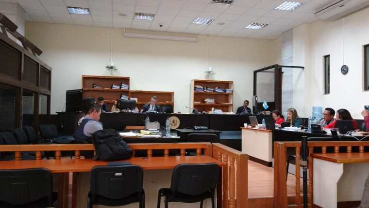 El juez Miguel Gálvez anuló tres audiencias de indagatoria contra Raúl Osoy y la Fiscalía volvió a repetir la acusación. (Foto Prensa Libre: Kenneth Monzon)