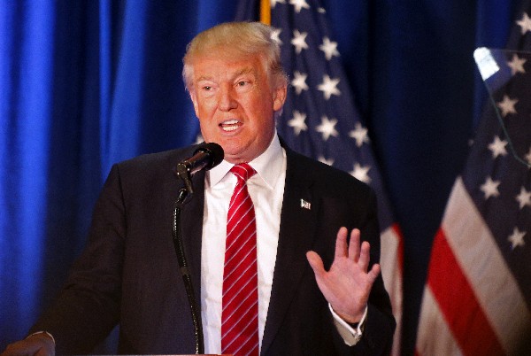 Donald Trump habla durante un mitin en Youngstown, Ohio.(Foto Prensa Libre:AP).