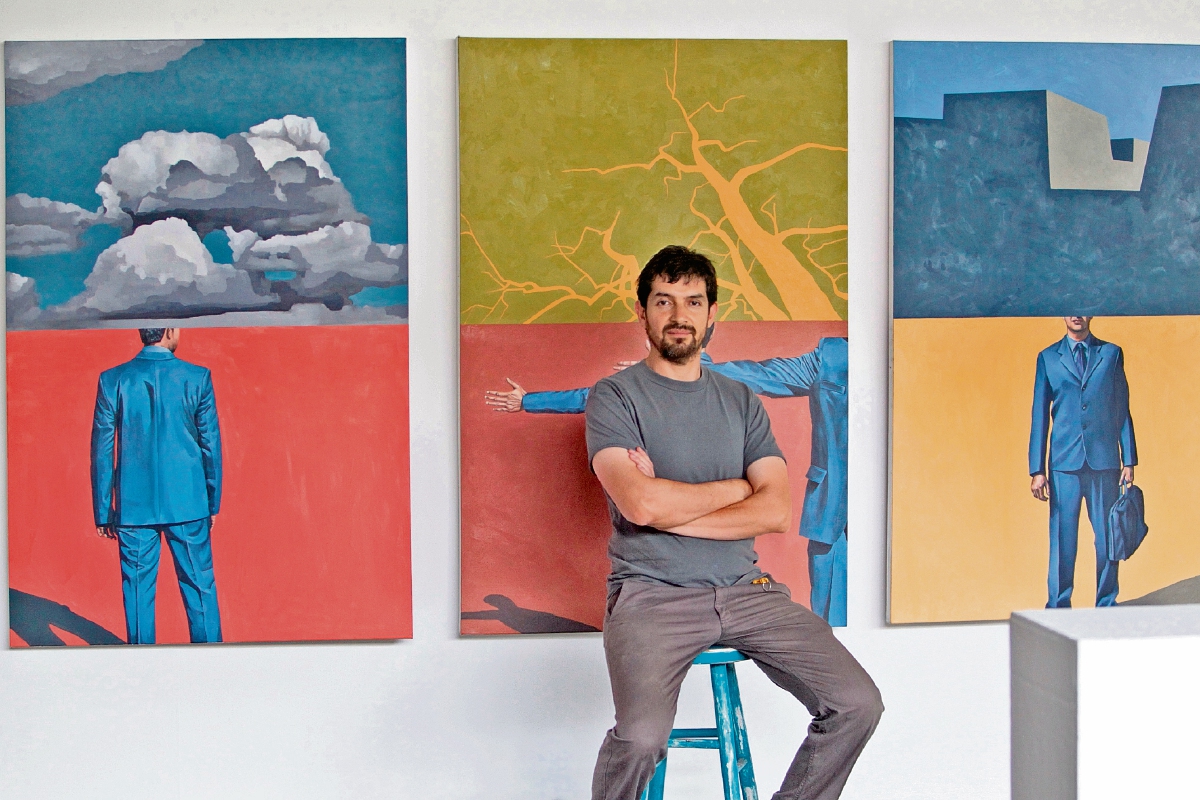 Érick Menchú expone una serie de obras dedicada a la cotidianidad de la sociedad.