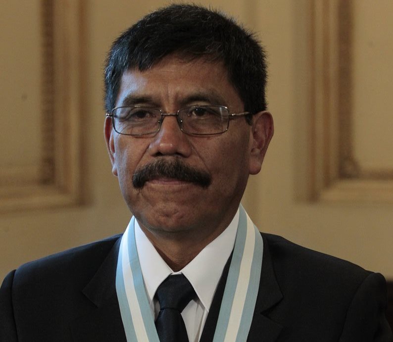 Luis Javier Crisóstomo galardonado en la Ceremonia de entrega de la Orden Nacional Francisco Marroquín. (Foto por Carlos Hernández)