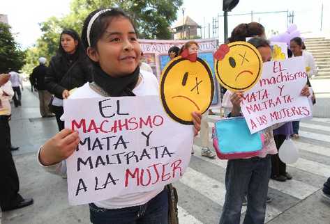Iniciativa busca reducir violencia contra la mujer. (Foto Prensa Libre: Archivo)