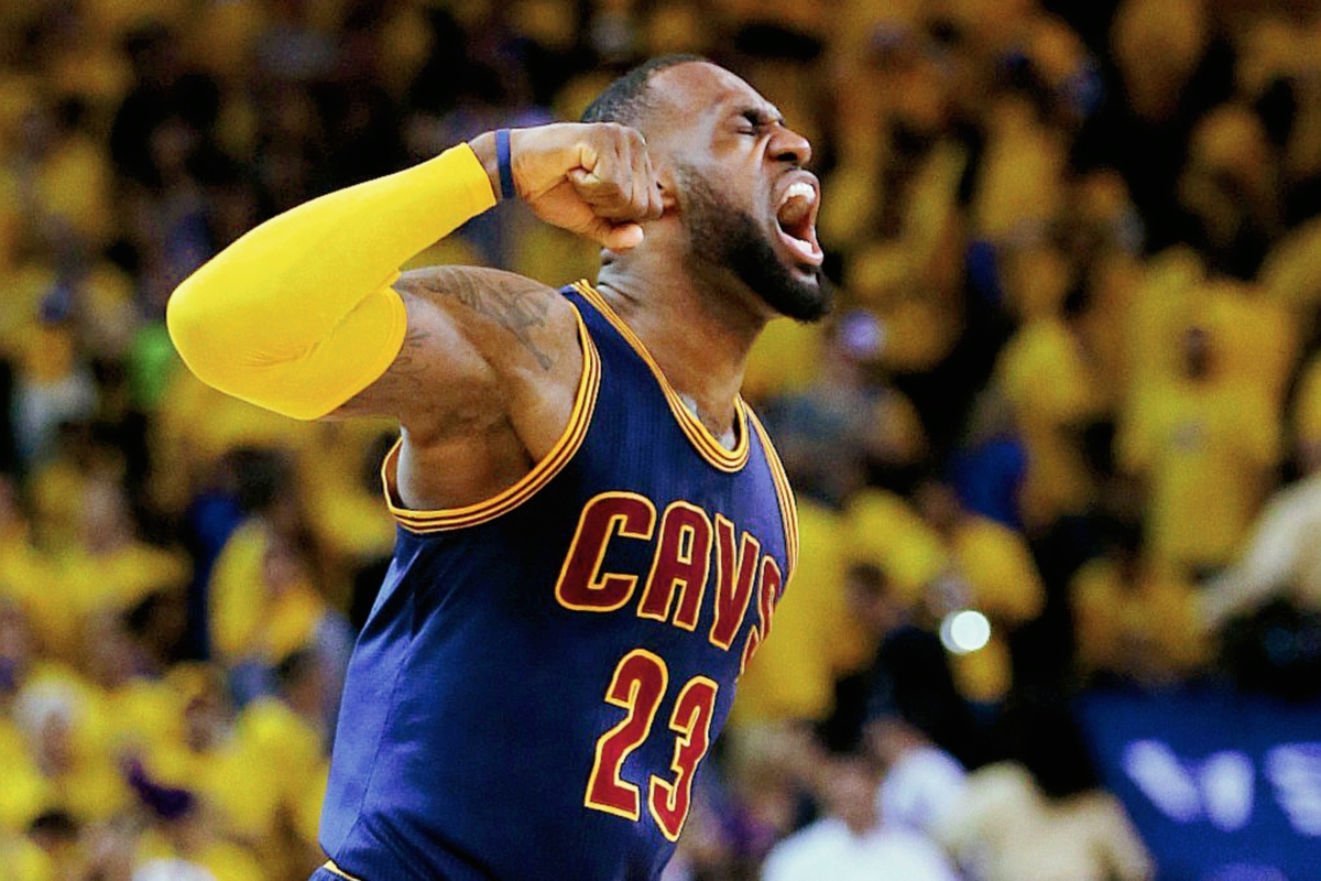 LeBron James guió el triunfo de los Cavaliers sobre los Warriors. (Foto Prensa Libre: AFP).