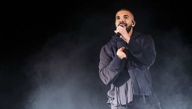 Drake estrenó este viernes su más reciente álbum, titulado Scorpion. (Foto Prensa Libre: EFE).