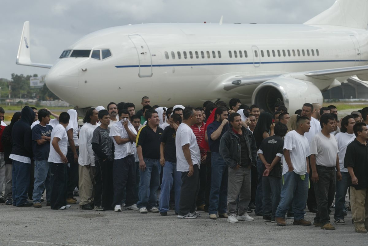 Las deportaciones de Estados Unidos han aumentado en los últimos años.  (Foto Prensa Libre: Hemeroteca PL)