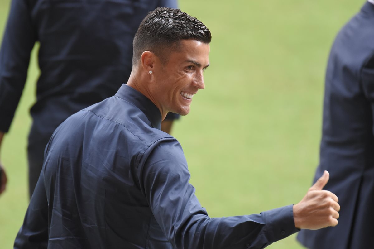 Cristiano Ronaldo y la Juventus debutará el miércoles en la Liga de Campeones contra el Valencia. (Foto Prensa Libre: AFP).