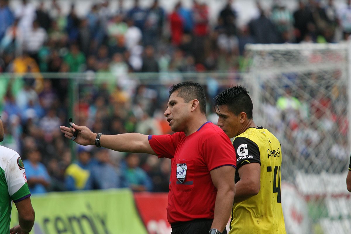 Luis Miranda no reportó incidentes entre el público asistente al juego de Antigua GFC y Comunicaciones. (Foto Prensa Libre: Jesús Cuque)
