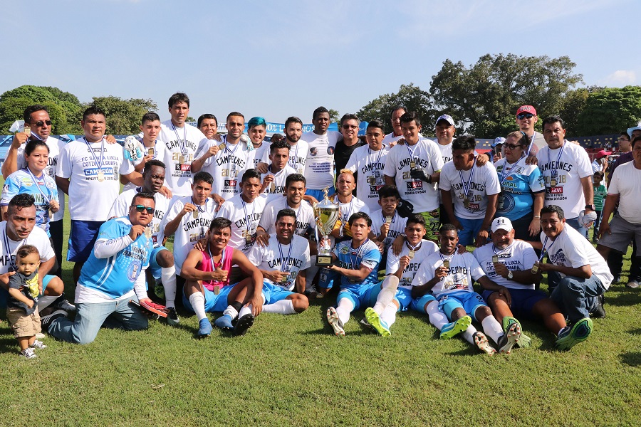 El equipo de Santa Lucía Cotzumalguapa ganó el Apertura 2018 y sueña con ascender a la Liga Nacional. (Foto Prensa Libre: Carlos Paredes)