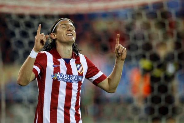 Filipe Luis no oculta su alegría por volver al Atlético de Madrid. (Foto Prensa Libre: Filipe Luis)