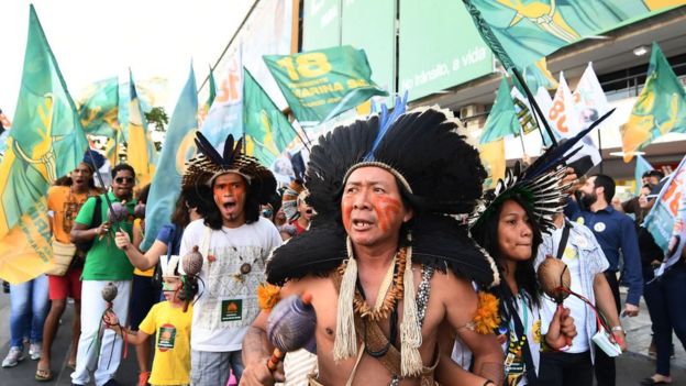 La propuesta del PSL se ha encontrado con la oposición de grupos indígenas brasileños que han protagonizado varias manifestaciones durante la campaña electoral. AFP