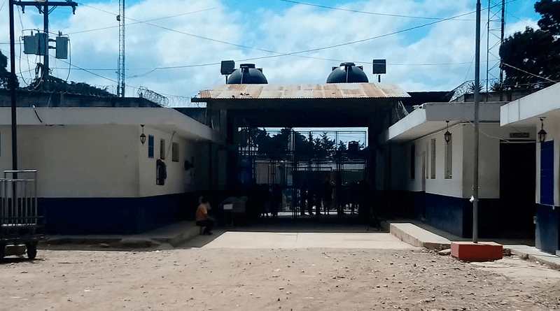 En la cárcel de Pavoncito hay en la actualidad 2 mil 102 privados de libertad, 696 condenados y mil 406 en prisión preventiva. (Foto Prensa Libre: Hemeroteca)