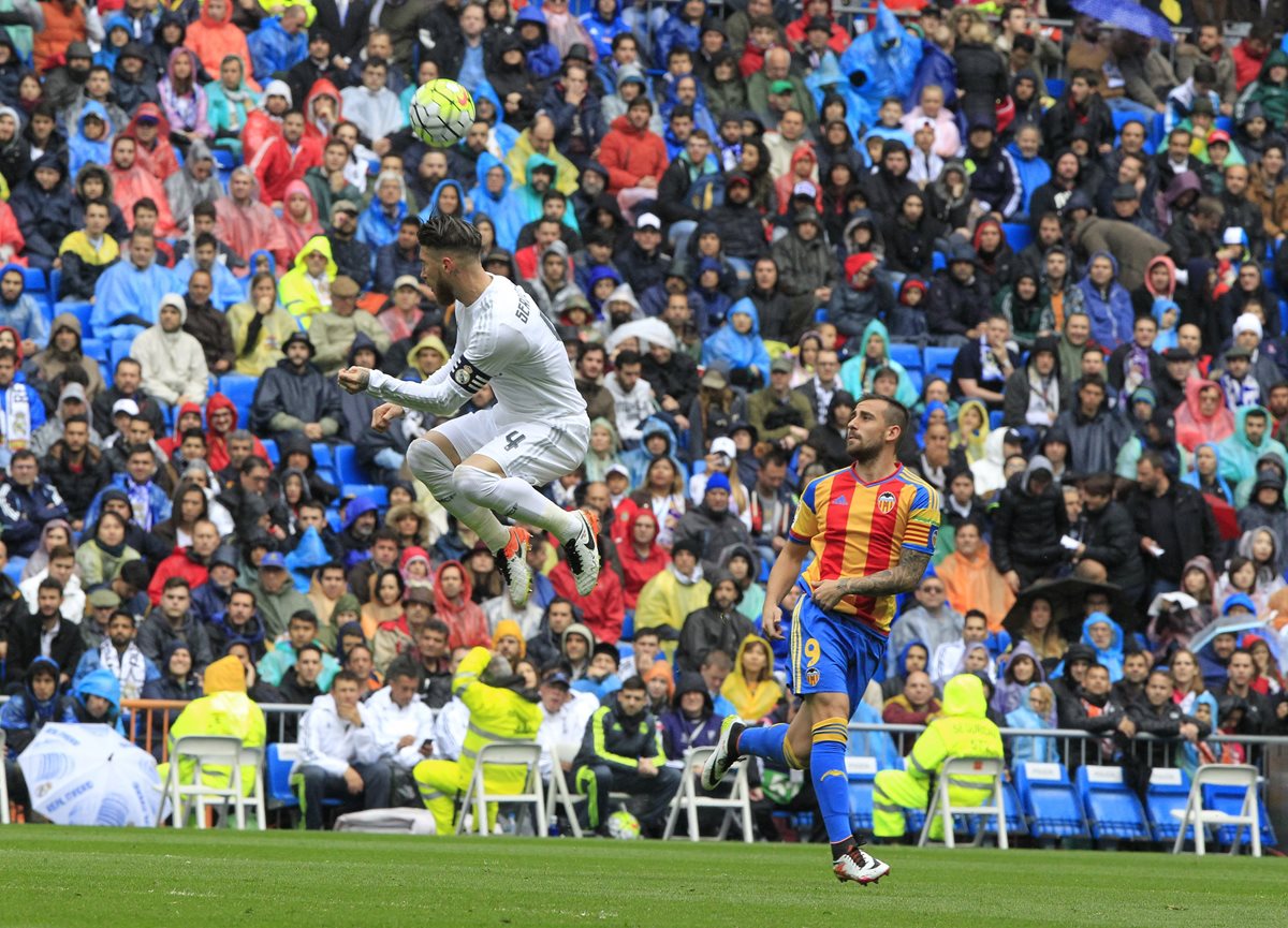 El Real Madrid ha informado este lunes de la distribución de las 19.550 entradas, que tendrá para la final de la Liga de Campeones contra el Atlético de Madrid en Milán. (Foto Prensa Libre: EFE)
