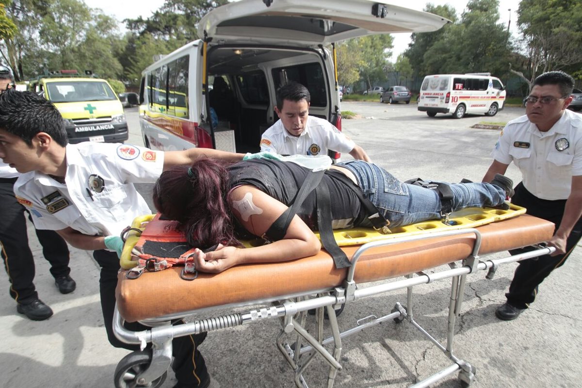 Jessica Erasco Flores,propietaria de una panadería en Boca del Monte, Villa Canales, resultó herida de bala.(Foto Prensa Libre: É. Ávila)