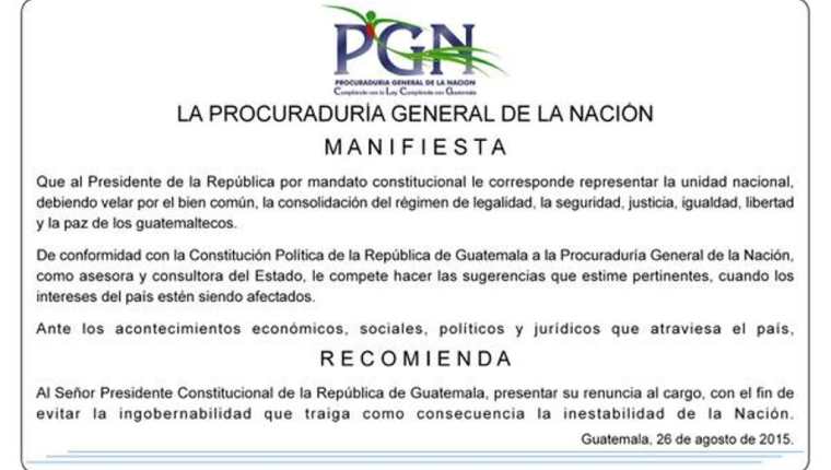 En el comunicado oficial emitido por la PGN, se recomienda la renuncia del Presidente. (Foto Prensa Libre)