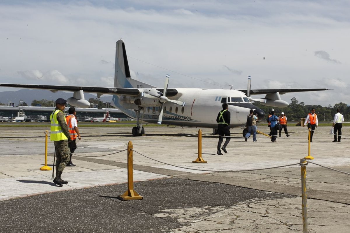 Realizan simulacro de acto terrorista en la Fuerza Aérea de Guatemala y el Aeropuerto Internacional la Aurora. (Foto Prensa Libre: Paulo Raquec)