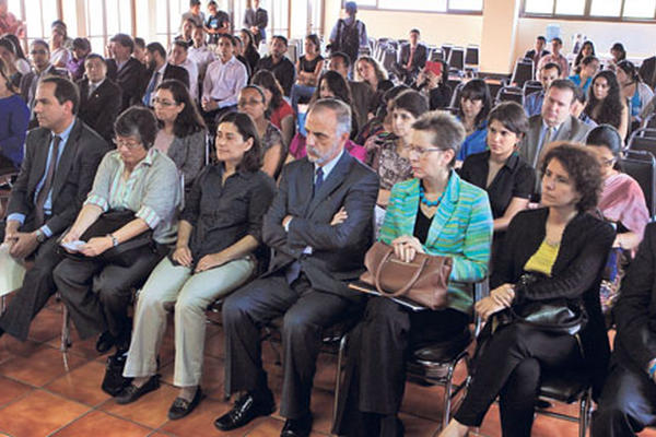 Iván Velásquez, jefe de la Cicig, asistió a la reunión entre organizaciones civiles y los magistrados de la Corte de Constitucionalidad.