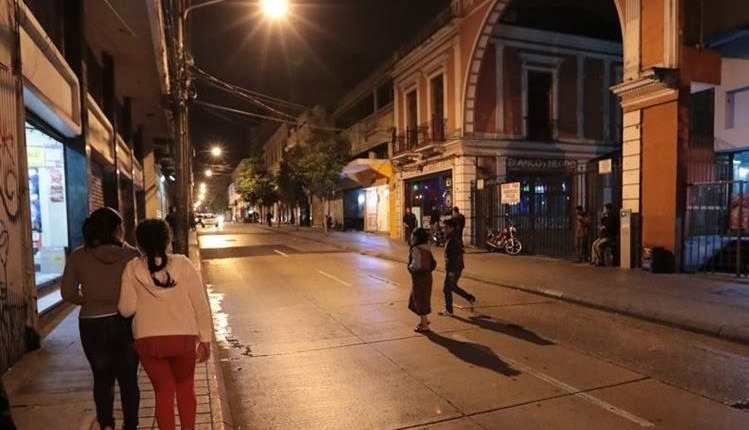 El Centro Histórico es una de las áreas afectadas por la criminalidad en la Ciudad de Guatemala. La PNC impulsa patrullajes para controlar la delincuencia. (Foto Prensa Libre: Hemeroteca PL)
