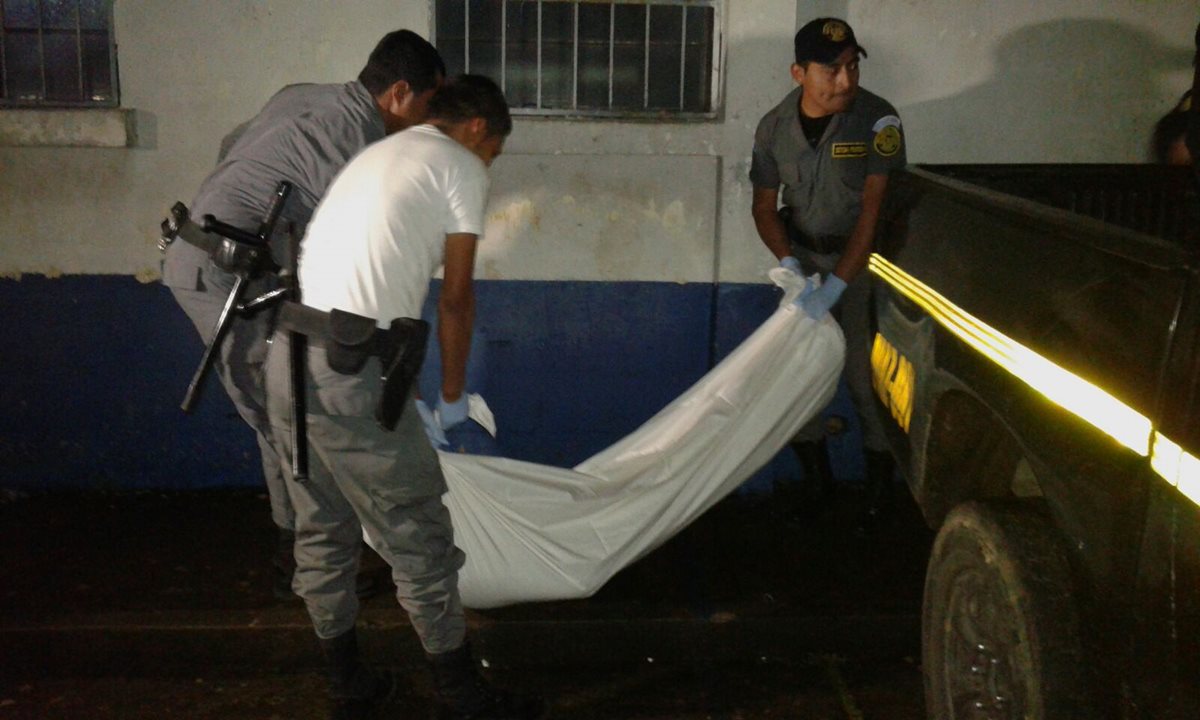 Lauriano Mendoza Sancoy murió a golpes, en el interior de la cárcel para hombres de Mazatenango, Suchitepéquez. (Foto Prensa Libre: Melvin Popá)