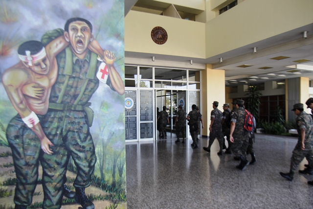 En el Centro Médico Militar, zona 16, se atendía a pacientes del IGSS, pero el convenio entre ambas instituciones terminó en febrero. (Foto: Hemeroteca PL)