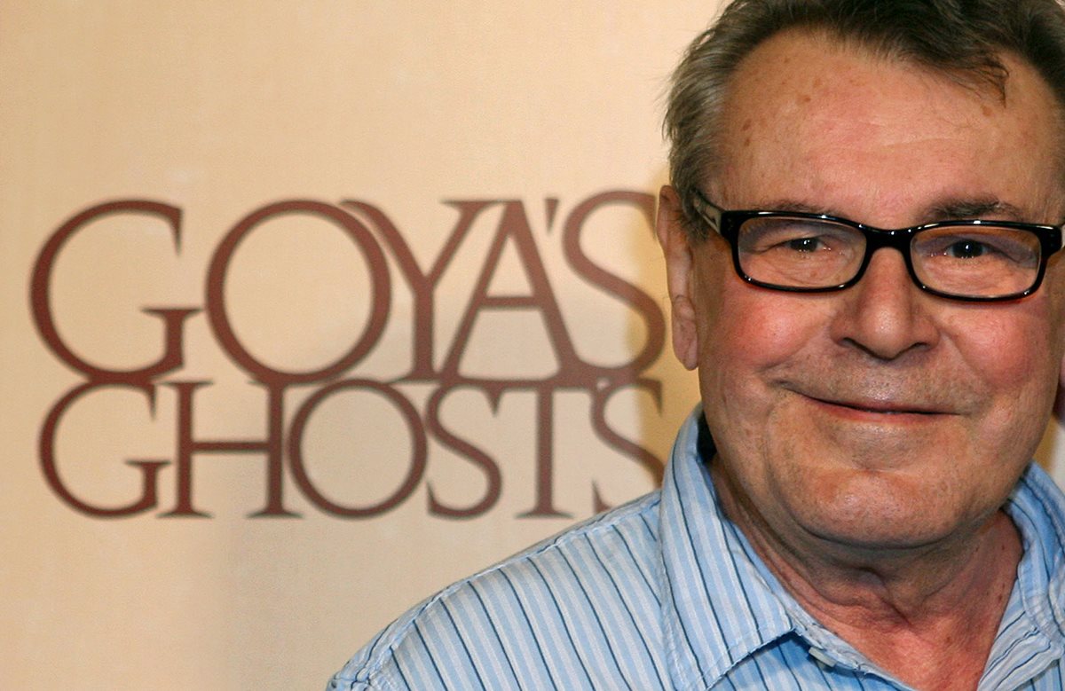 Milos Forman, durante una conferencia de prensa, en noviembre de 2006, en la que promocionó la película "El fantasma de Goya" en Madrid. (Foto Prensa Libre: AFP)