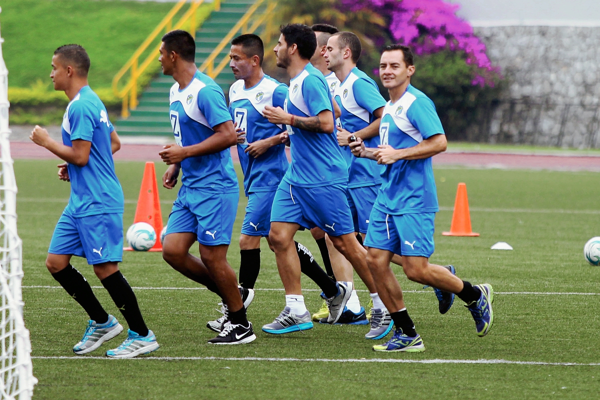 Carlos Figueros está feliz de volver a la acción, después de sobreponerse a una lesión que lo dejó cuatro meses al margen. (Foto Prensa Libre: Carlos Vicente)
