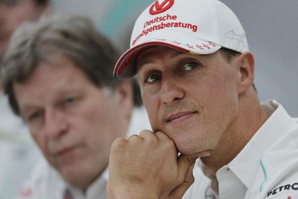 Michael Schumacher, ex campeón de Fórmula 1, muestra momentos de consciencia. (Foto Prensa Libre: AP)