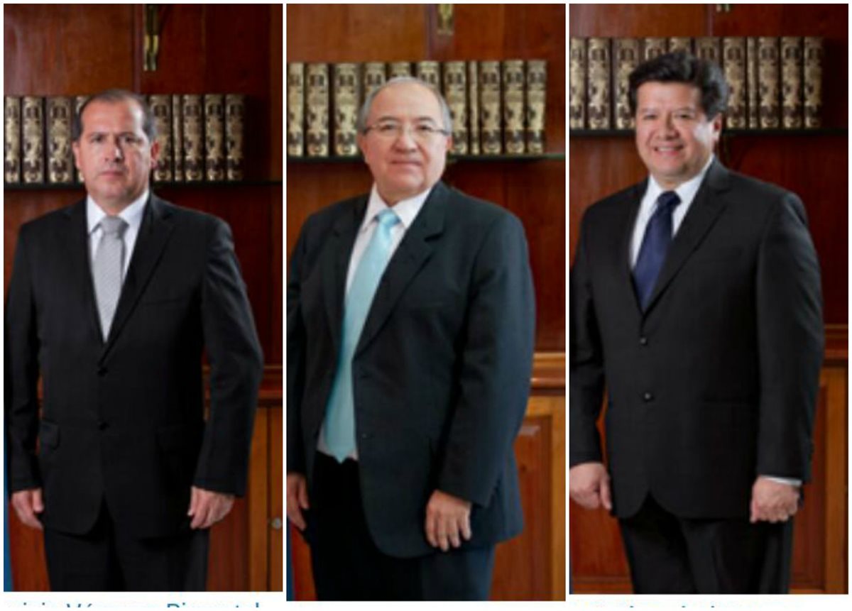 De izquierda a derecha: Nester Vásquez en la cámara de Amparos, Nery Medina en la Penal y Douglas Charcal la Civil. (Foto Prensa Libre: OJ)