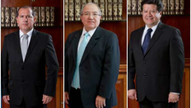 De izquierda a derecha: Nester Vásquez en la cámara de Amparos, Nery Medina en la Penal y Douglas Charcal la Civil. (Foto Prensa Libre: OJ)