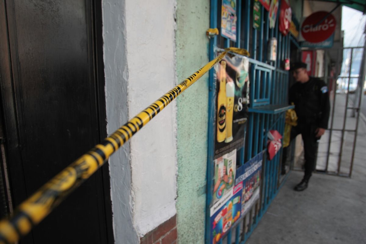 María López López atendía la tienda Momosteca cuando fue atacada a balazos. (Foto Prensa Libre: Hemeroteca PL)