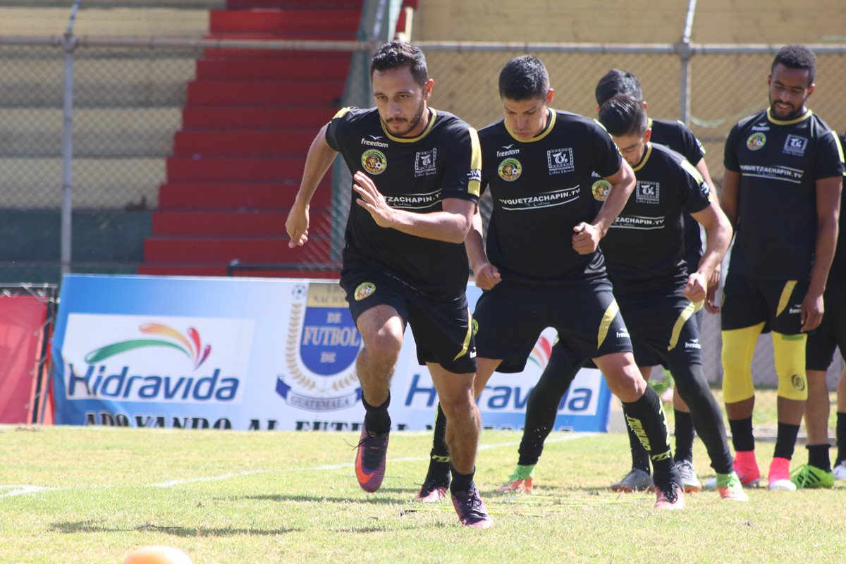 Los leones se preparan para encarar el duelo de la tercera fecha del Clausura 2018, el próximo viernes, contra Deportivo Petapa.(Foto Prensa Libre: Raúl Juárez)