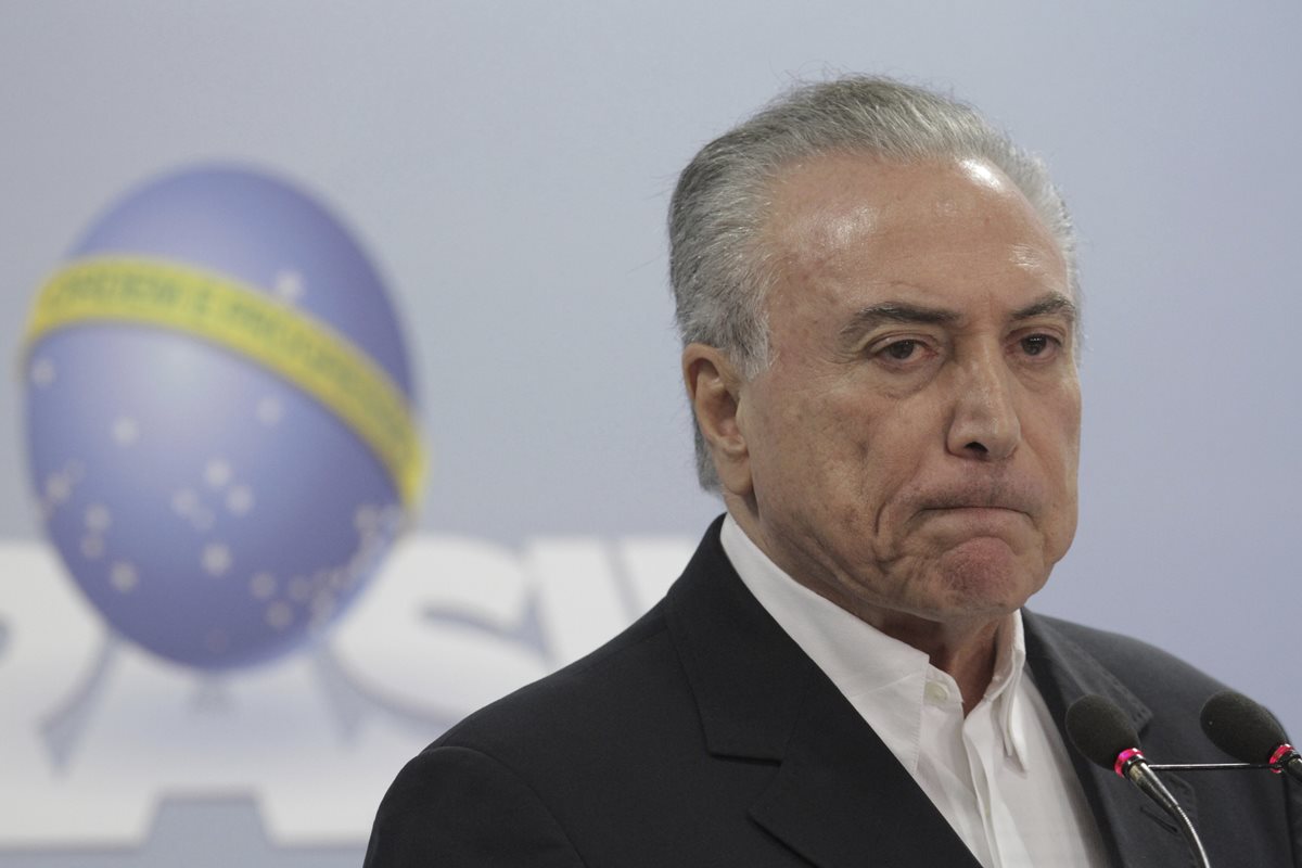 Escándalos por corrupción rodean a Michel Temer en Brasil. (Foto Prensa Libre: AP)