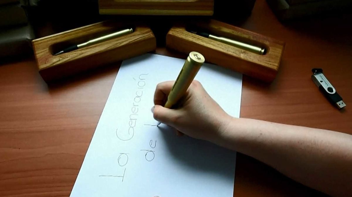 Juan Manuel Santos regalará balígrafos a los 17 presidentes en la firma del acuerdo de paz. (Foto Prensa Libre: AFP)