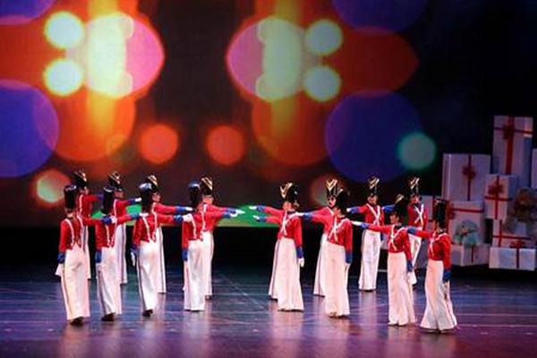 Entre los temas musicales que interpretarán durante la presentación están Santa Claus is Coming to Town, Jingle Bells, It's the Most Wonderful Time of The Year y The Christmas Song. (Fotos Prensa Libre: Cortesía Zarabanda Producciones)