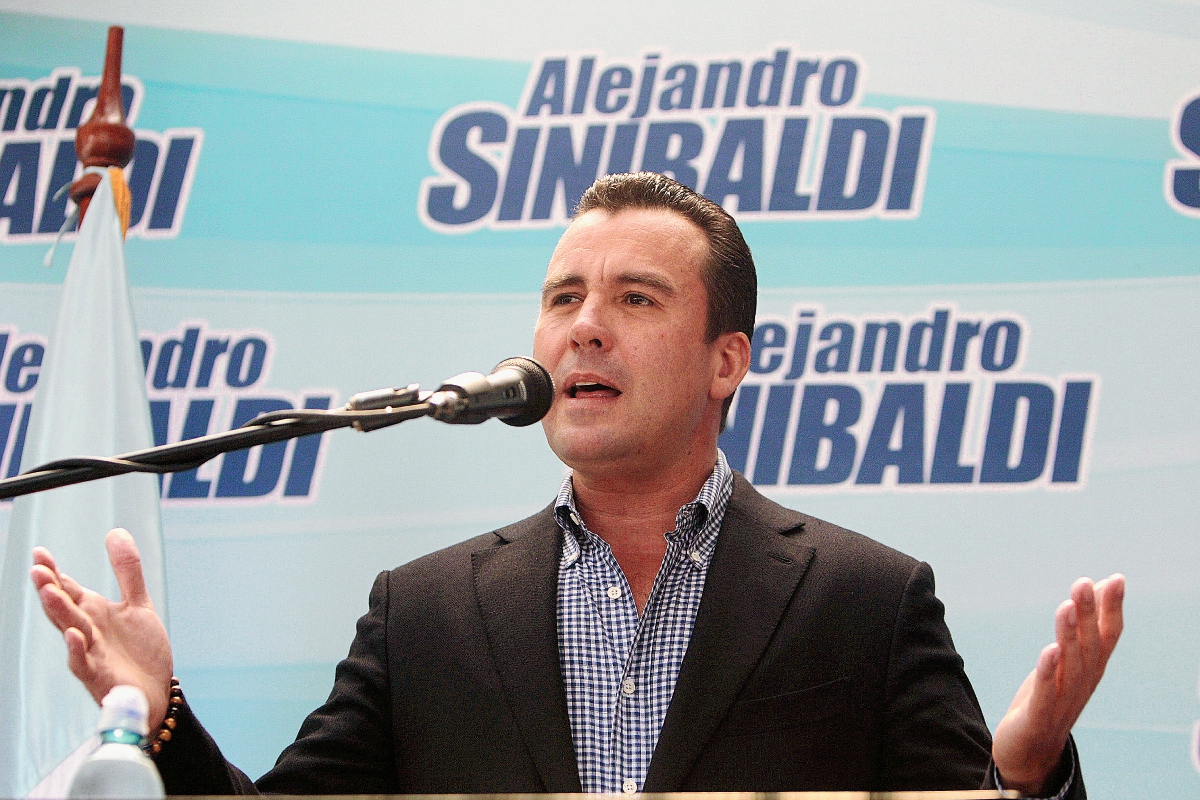 Alejandro Sinibaldi renunció a la candidatura presidenciable del PP. (Foto Prensa Libre: Hemeroteca PL)