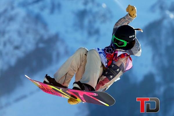 Inicio de las pruebas deportivas en Sochi-2014 con snowboard slopestyle. (Foto Prensa Libre: AP)